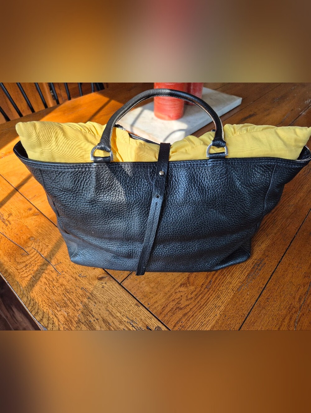 GUIA'S Italian Leather (Black Leather) Tote Handbag - Classic Everyday Carry